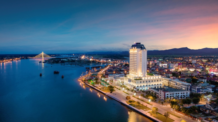 Khai trương khách sạn Vinpearl cao nhất tại 4 tỉnh thành