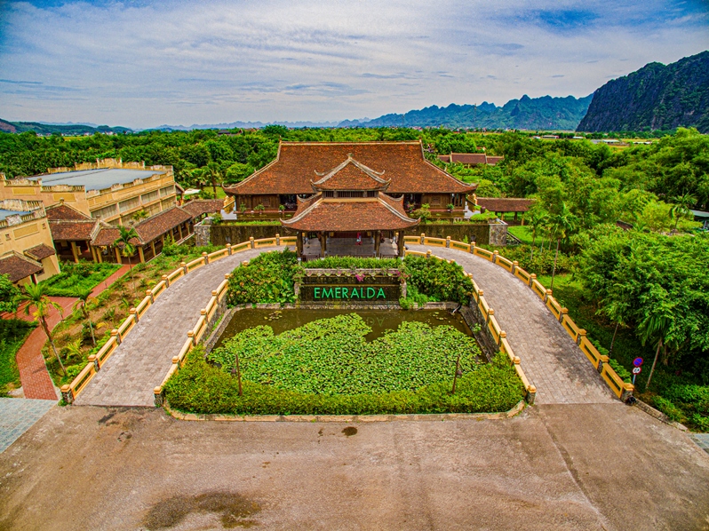 Đón Mùa lễ hội rực rỡ tại Emeralda Ninh Bình Resort & Spa