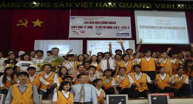 Sàn Giao dịch chứng khoán ảo lần thứ 12