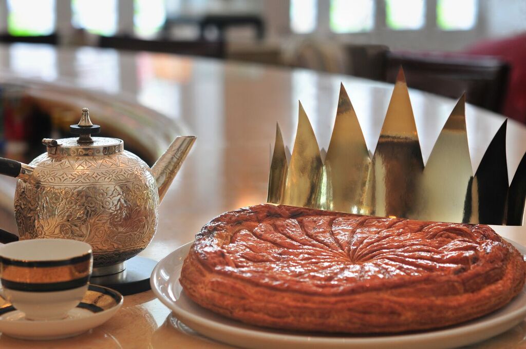 Thưởng Thức Bánh Galette Des Rois