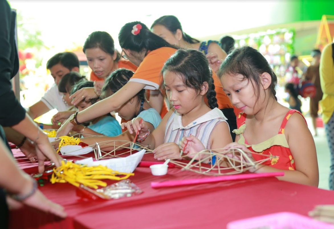 Mừng Trung thu Vuông – Tròn tại KizCiti