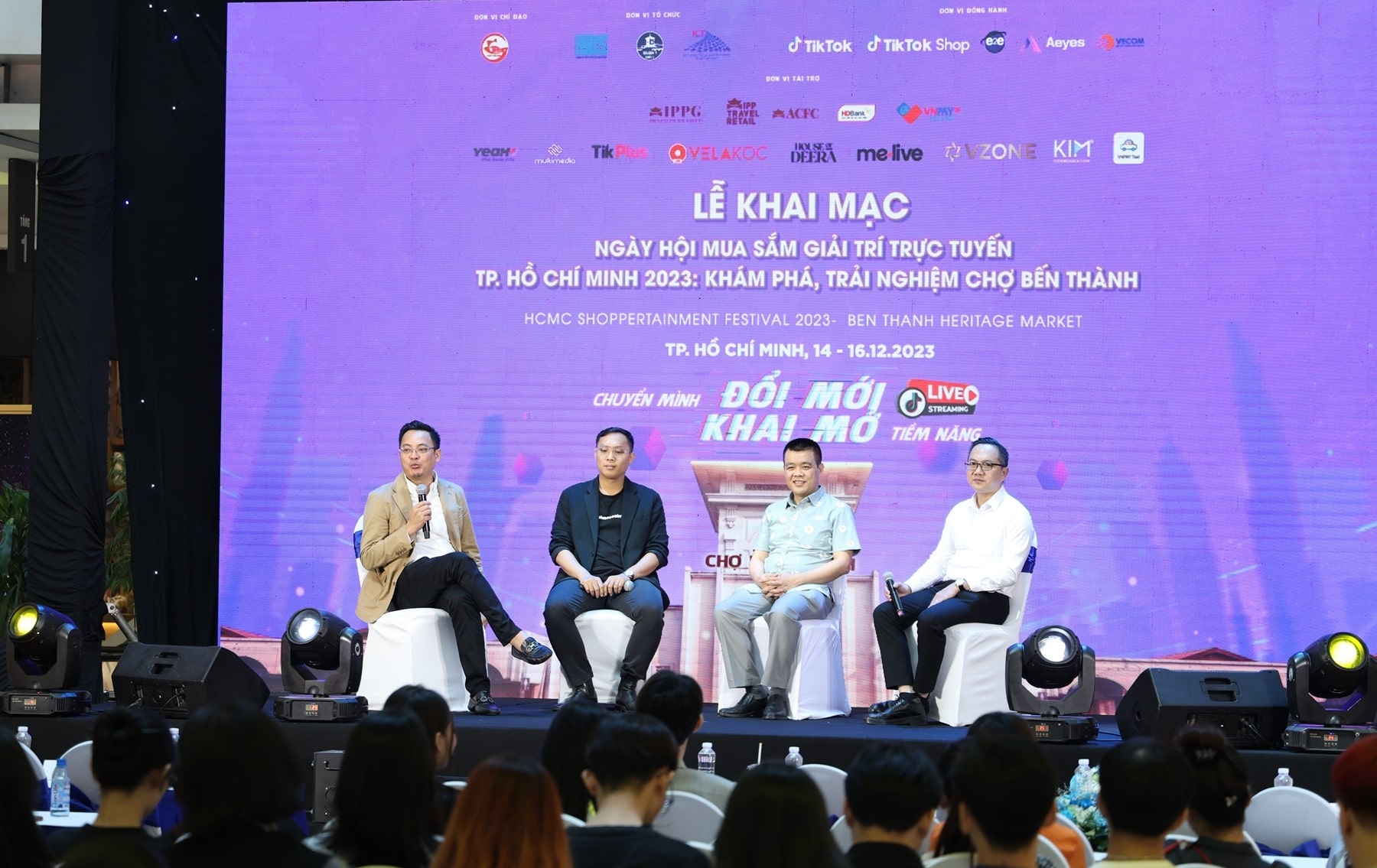 Khai mạc ngày hội mua sắm, giải trí trực tuyến TP.HCM 2023 - Chợ di sản Bến Thành