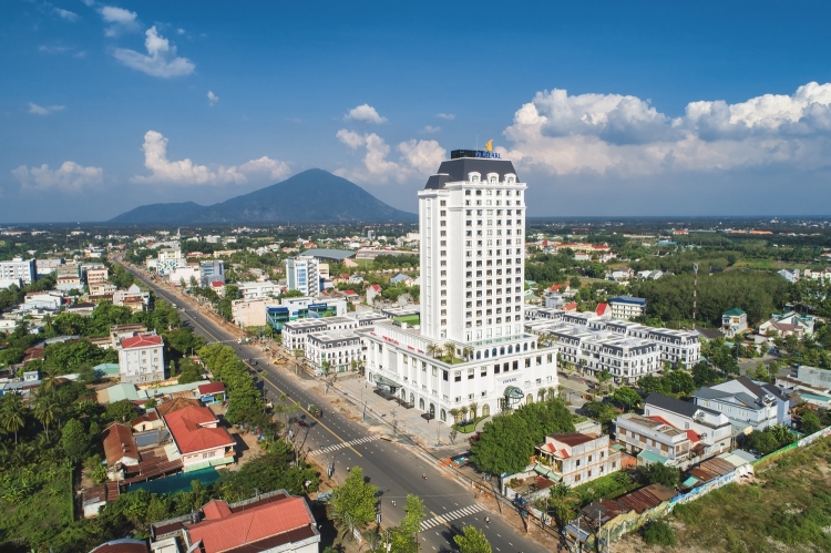 Vinpearl Hotel Tây Ninh, điểm đến mới tại vùng đất du lịch tâm linh