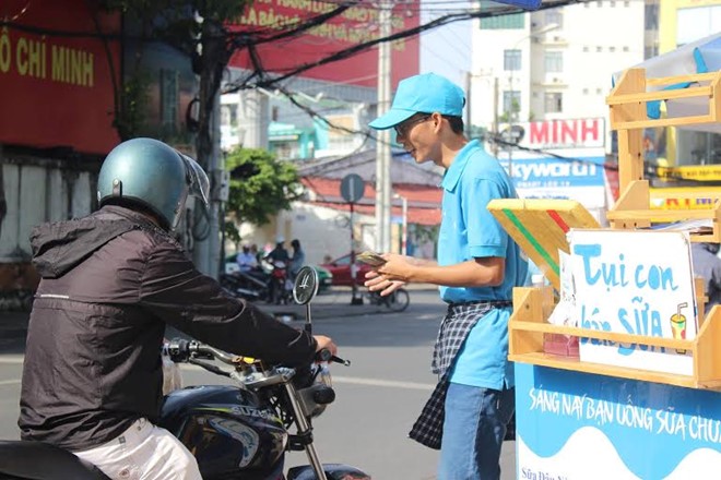 Bán sữa thực vật : Nhóm sinh viên thu 3 triệu/ngày