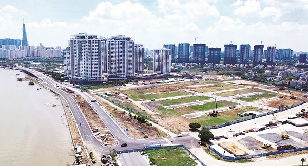 Bất động sản gặp khó, nhà đầu tư có nên xuống tiền đầu tư?
