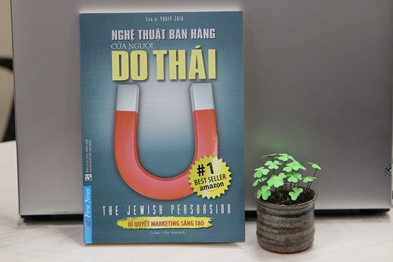 Học bí quyết marketing sáng tạo qua "​Nghệ thuật bán hàng của người Do Thái"