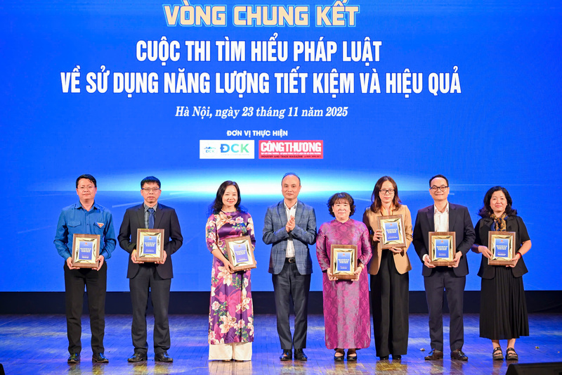 UNETI đoạt Quán quân cuộc thi tìm hiểu pháp luật về sử dụng năng lượng