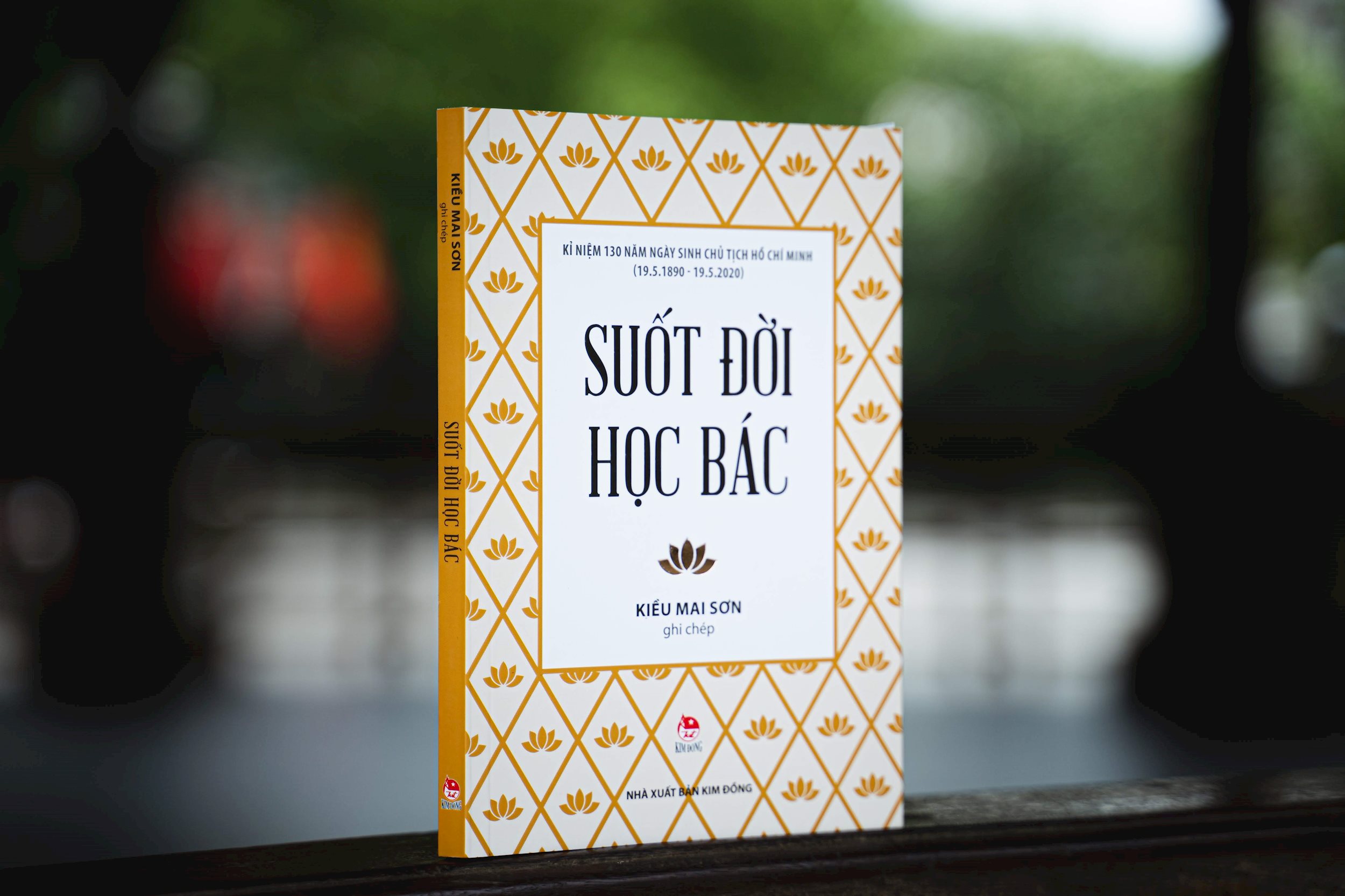 Ra mắt tác phẩm 'Suốt đời học Bác'