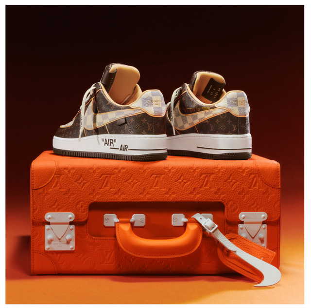 Đôi Air Force 1 'vô tiền khoáng hậu' trị giá hơn 8 tỷ đồng: Màn kết hợp hiếm hoi giữa Louis Vuitton và Nike giúp bậc thầy thiết kế tạo ra di sản thời trang cuối cùng
