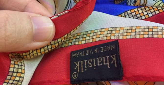 Khăn lụa Khaisilk gắn mác “Made in Vietnam” và câu chuyện thương hiệu quốc gia