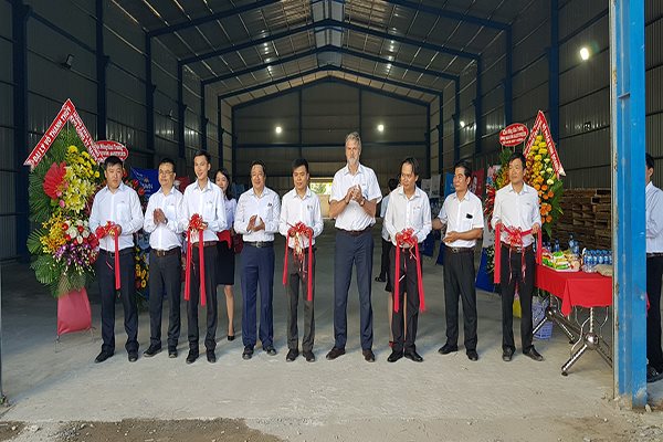 Mavin mở Kho thức ăn chăn nuôi, củng cố thương hiệu tại phía Nam