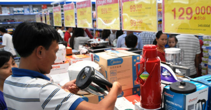 Siêu thị, cửa hàng mở chiến dịch ''bão đồng giá'' ngày Black Friday