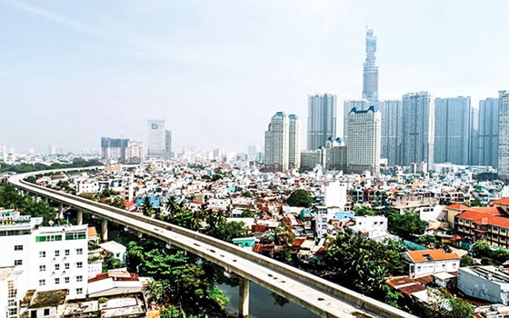 'Nén' dự án dọc metro?