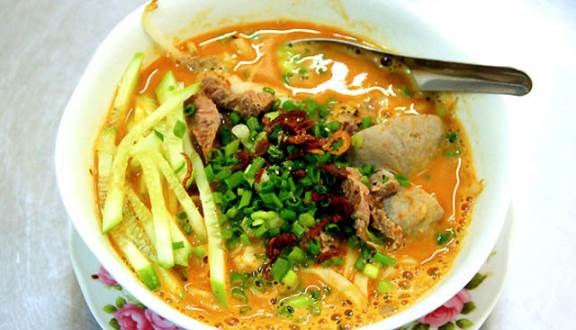 Món hủ tiếu lạ miệng nhưng chất lừ ở Sài Gòn