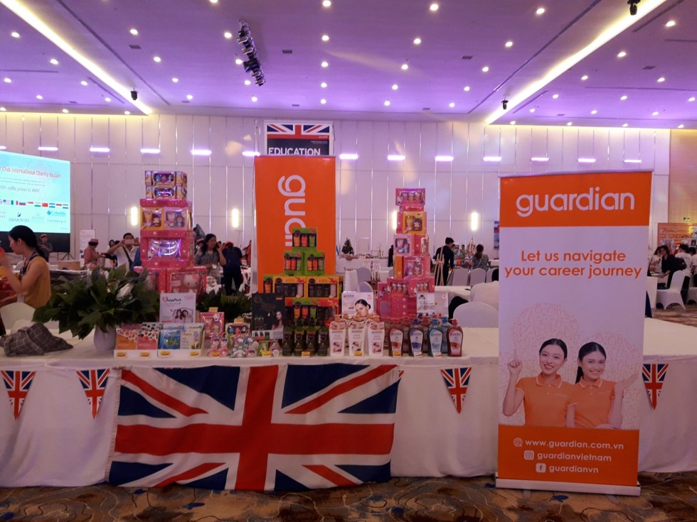 Guardian Việt Nam tham gia Lễ hội từ thiện Quốc tế tại TP.HCM 