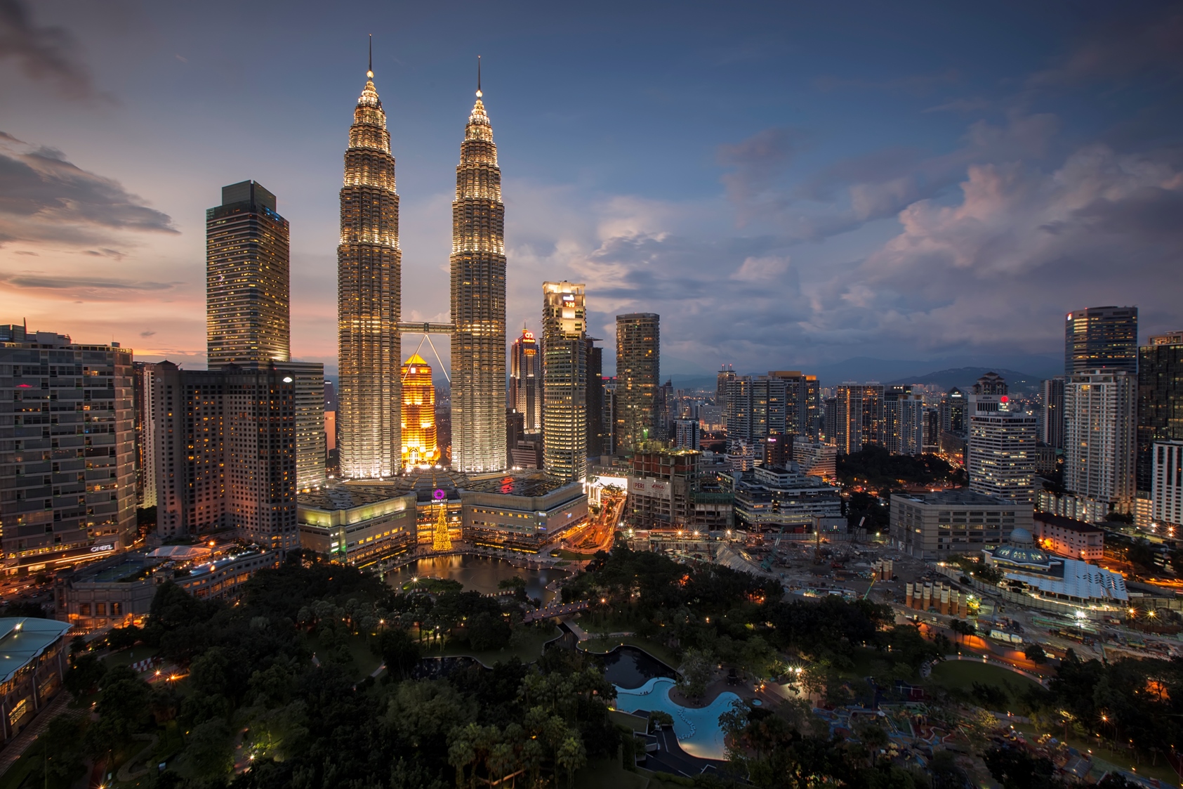 MALAYSIA Được khách Việt Nam chọn là điểm đến được yêu thích