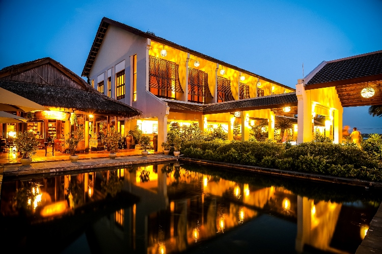 “Trọn gói Mùa Lễ Hội” tại Palm Garden Resort 