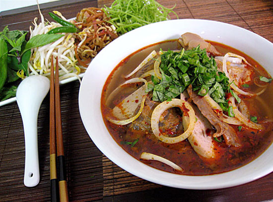 Những món bún chất lừ, nổi tiếng khắp 3 miền
