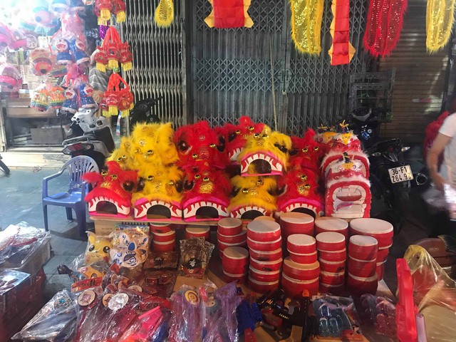 Đồ chơi Trung thu "made in Việt Nam" lên ngôi
