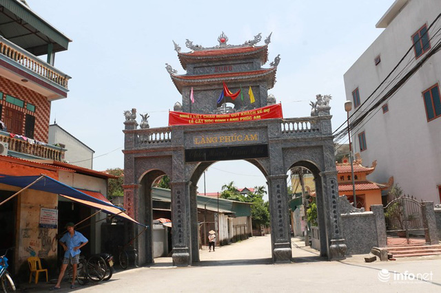 "Đột nhập" ngôi làng kiếm sống nhờ... "cõi âm" giữa tháng cô hồn