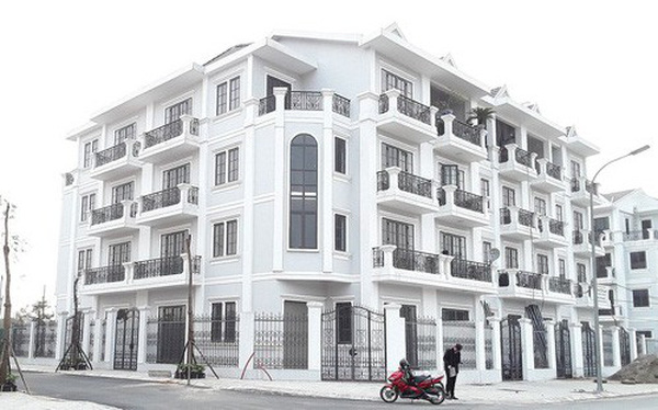 Bất động sản ‘ngấm đòn’ siết tín dụng