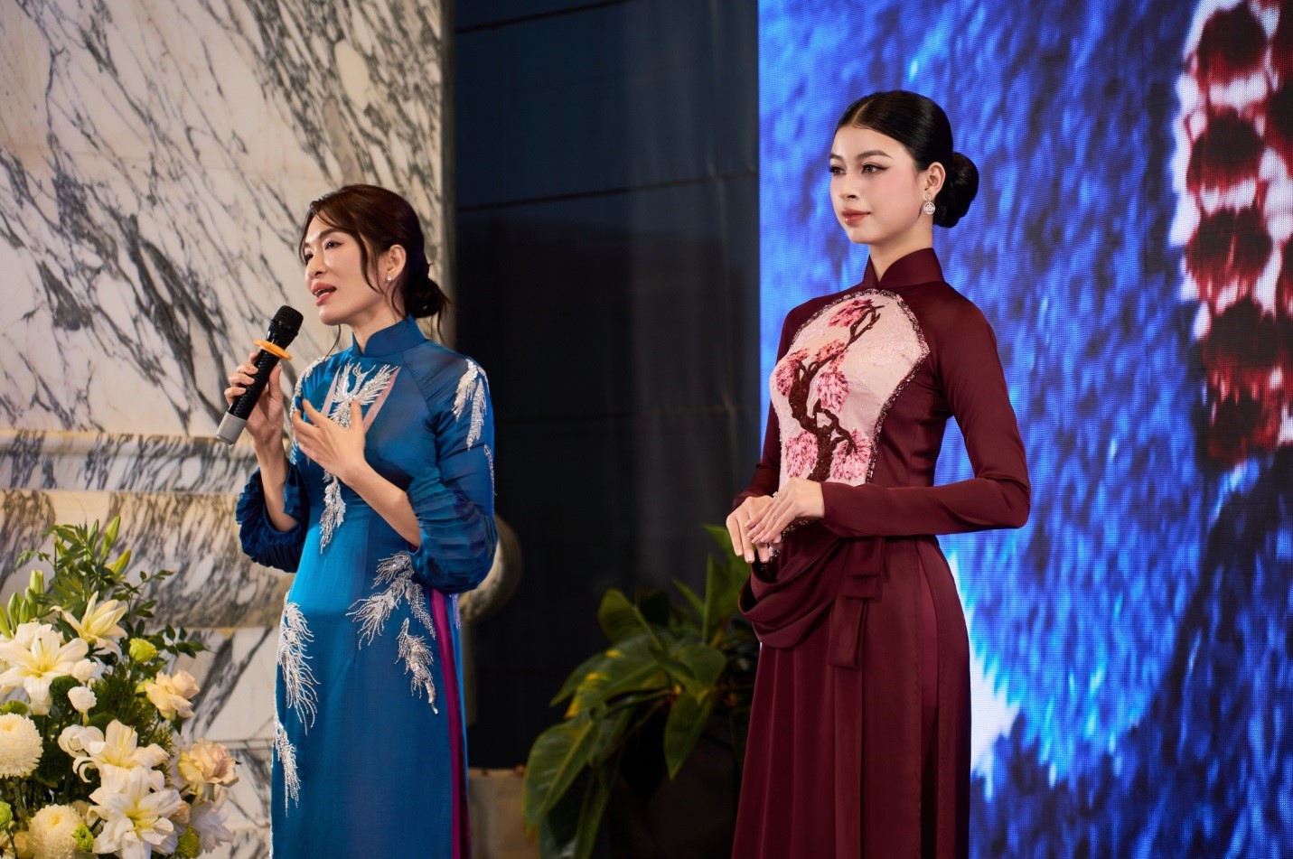 “Style Evolved”-  Tinh hoa lụa Việt hoàn thiện bức tranh Nghệ thuật Sống