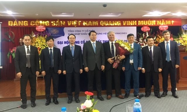 Thương vụ thâu tóm Vinaconex: Xôn xao nhóm 'đại gia bất động sản G7' ở miền Bắc