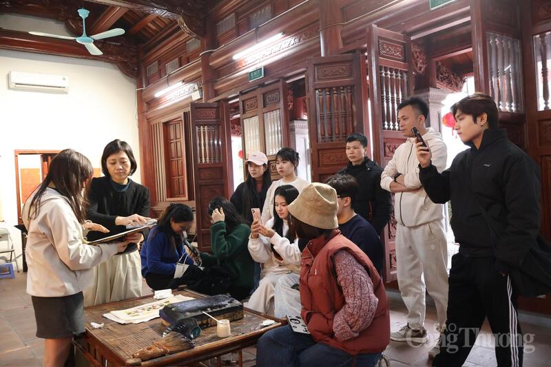 Tranh Đông Hồ được UNESCO ghi danh: Đánh thức tiềm năng du lịch