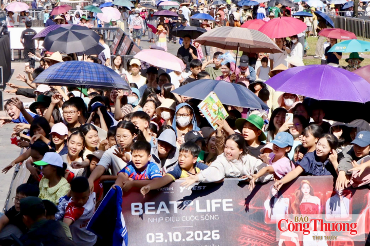 Chuỗi hoạt động Viettel Y-Fest 2026 mang chủ đề “Nhịp điệu cuộc sống” thu hút đông đảo người dân và du khách tại Lai Châu.