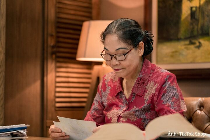 Nghệ nhân Hà Thị Vinh nhấn mạnh, hành trình chuyển mình của Bát Tràng đã bắt đầu từ những người có tinh thần học hỏi, sẵn sàng thử nghiệm.