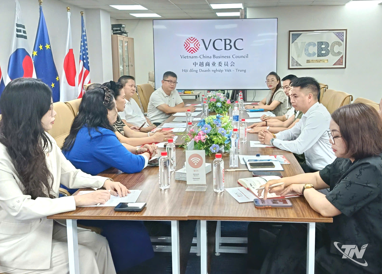Hiệp hội Doanh nghiệp nhỏ và vừa tỉnh Thái Nguyên (TASME) làm việc với Hội đồng Doanh nghiệp Việt Nam - Trung Quốc (VCBC), để trao đổi về các cơ hội kết nối doanh nghiệp, xúc tiến thương mại và đầu tư.